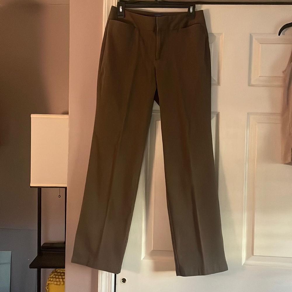 Brown Docker ideal fit Sydney pants size 6